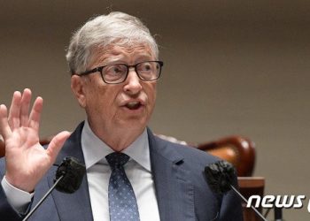 빌 게이츠 “코로나19 대응 A학점 받을 나라는 없다”