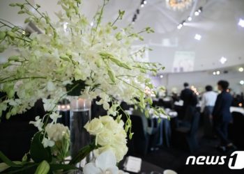 “한국 남녀 ‘끼리끼리’ 결혼 제일 덜해” 고개 갸웃…왜일까?