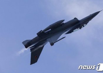 확전 우려에도 우크라에 탱크 지원 결정한 서방, 다음은 전투기?