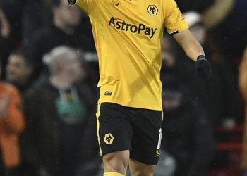 ‘황희찬 80분’ 울버햄튼, 노팅엄에 승부차기 패…EFL컵 4강 진출 실패