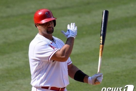 푸홀스, 2년 전 자신 방출한 에인절스로 복귀 “비즈니스의 일부”