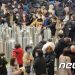 “10번 이내 1000만원에 삽니다”…아파트 선착순 공급 순번표도 웃돈 거래