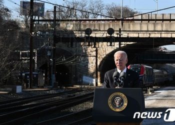 바이든, 재선 도전 선언 앞두고 내주부터 3주간 ‘미국 투자’ 투어 돌입