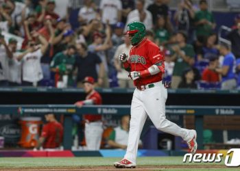 [WBC] 멕시코, 푸에르토리코 꺾고 첫 4강 진출…일본과 결승행 다툼