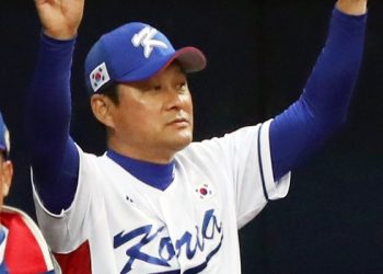 [힘내라 이강철호] WBC 4강 신화의 캡틴 이종범 “리더의 역할이 중요”