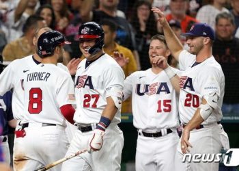 [WBC] ‘타선 대폭발’ 미국, 쿠바 14-2 대파…2연속 결승 진출