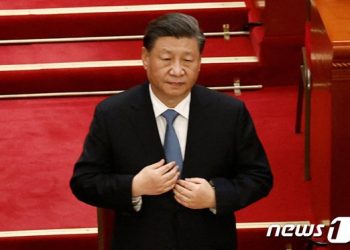 中, 경제 성장 목표치 5%…국방비 예산 전년比 7.2% 증액