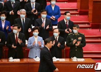 시진핑 “강철 만리장성 건설해야”…中 양회, 9일 끝에 폐막