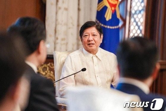 필리핀 마르코스, 美방위약속 관련 “구체적 세목 밝히라고 요구하겠다”