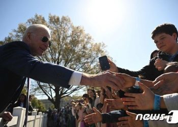 美바이든, 대선 출정식 지연 이유…’불출마’도 염두에 두나