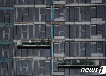 올 1분기에 베트남 부동산 회사 1800개, 자금 경색에 폐업