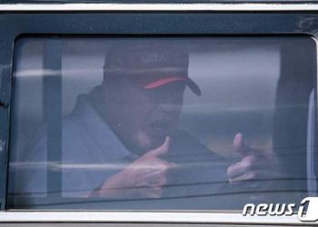 대선 앞두고 사법리스크 직면한 트럼프의 전략…’때리고 질질 끌어라’