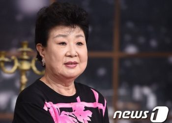 ‘밤안개’ 현미 별세에 연예계·누리꾼 애도 물결 “그곳에선 더 행복하시길”