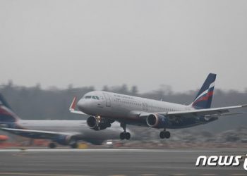 러 민항기, 서방 제재에 유지·보수 막혀…안전 우려 대두-WSJ