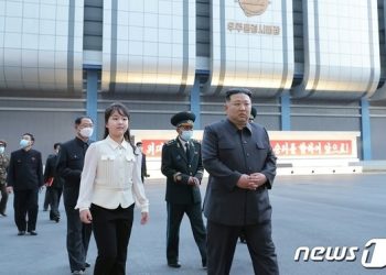“北 위성 발사로 美 본토 타격 능력 강화…안보 우려 커질 듯”-블룸버그