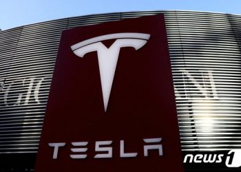 테슬라 브레이크 결함, 中서 판매된 거의 모든 차 리콜