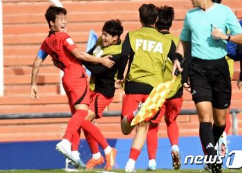 [U20 월드컵] 출발이 좋다…김은중호, 1차전서 ‘우승 후보’ 프랑스 제압