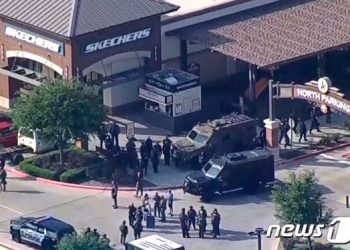 美텍사스 쇼핑몰서 총기 난사로 최소 9명 사망