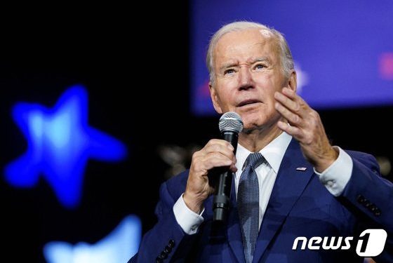 바이든, 트럼프 CNN 타운홀미팅 겨냥…”트럼프의 4년 더 원하느냐”