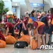 잼버리 대원, 한국 추억 안고 본격 출국 행렬…정부 “마지막까지 안전”