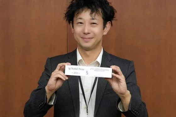 저염식도 짭짤해지는 짜릿한 젓가락, 괴짜 과학상 이그노벨상 수상