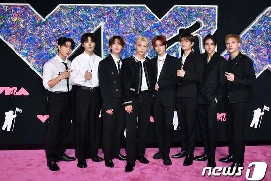 스트레이 키즈, 美 ‘MTV VMA’ 베스트 K팝 수상 “큰 의미 있어”