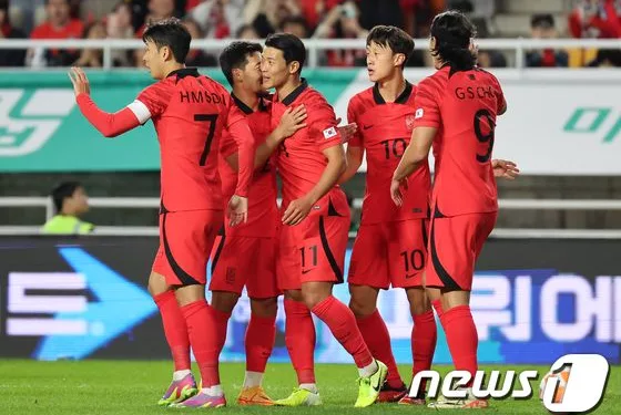 손흥민·이강인·황희찬 골잔치 클린스만호, 베트남 6-0 완파…A매치 3연승