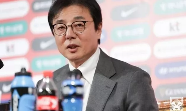 ‘이강인 발탁’ 황선홍 감독 “운동장에서 벌어진 일은 운동장에서 풀어야”