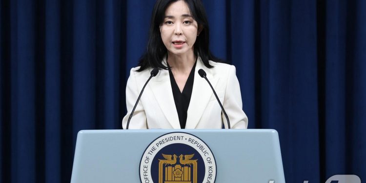 대통령실, 野 탄핵 공세에 정면대응…”오물 탄핵, 악순환 끊겠다”