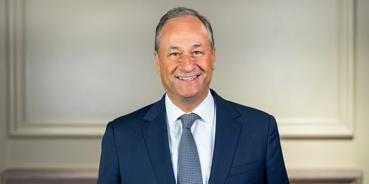 해리스 남편 엠호프, 이번 주 서배너에 온다