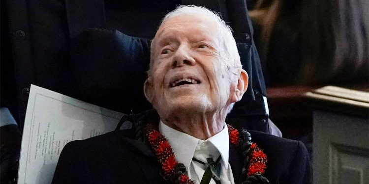 ‘100세’ 카터 전 대통령 바람 이뤄졌다…”우편투표로 해리스 지지”