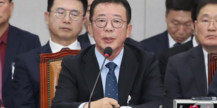 대통령실 “윤, 골프 외교 미리 연습…못 쳐도 결례”