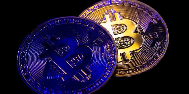 텍사스, 비트코인 ‘전략자산화’ 추진…가격은 소폭 하락세