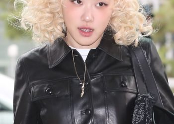 로제 ‘아파트’, 美 빌보드 ‘핫100’ 5위로 껑충…K팝 여성 최고 기록