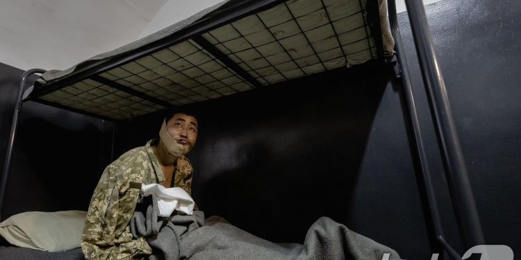 젤렌스키, 한글로 김정은에게 “북한군 포로 맞교환 준비 돼”