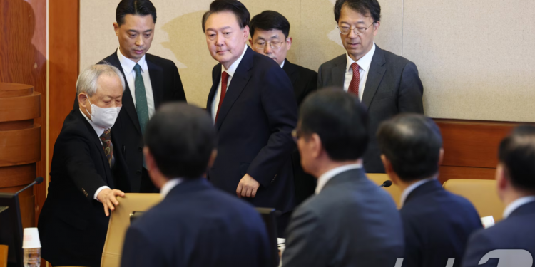 尹, 이것도 저것도 “한 적 없다…부정선거 음모론 아닌 팩트체크”