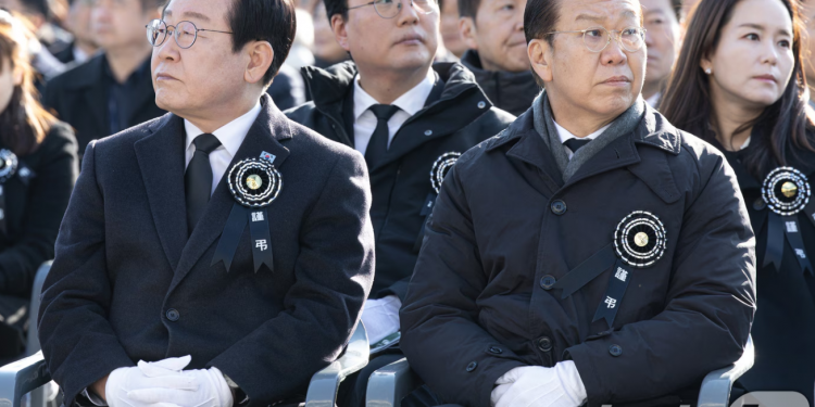 선거 시스템도, 여론조사도 못 믿겠다…음모론에 기대는 여야