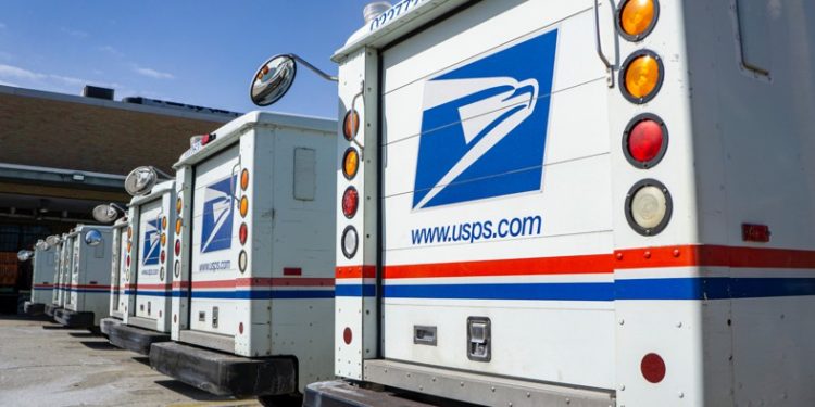 트럼프 행정부, USPS 혁신 위한 상무부 이관 검토