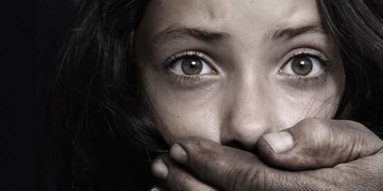 사바나의 성매매 실태: 생존자가 드러낸 호스트 시티의 어두운 그림자