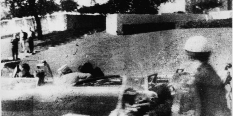 FBI, 트럼프 명령 후 JFK 암살 관련 비밀 문서 발견