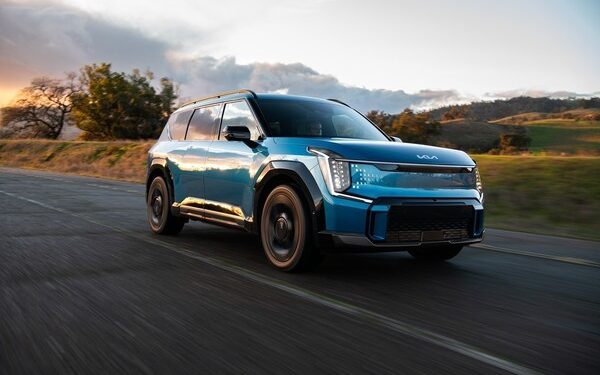 기아 EV9, 美 카즈닷컴 ‘2025 최고 전기차’ 선정
