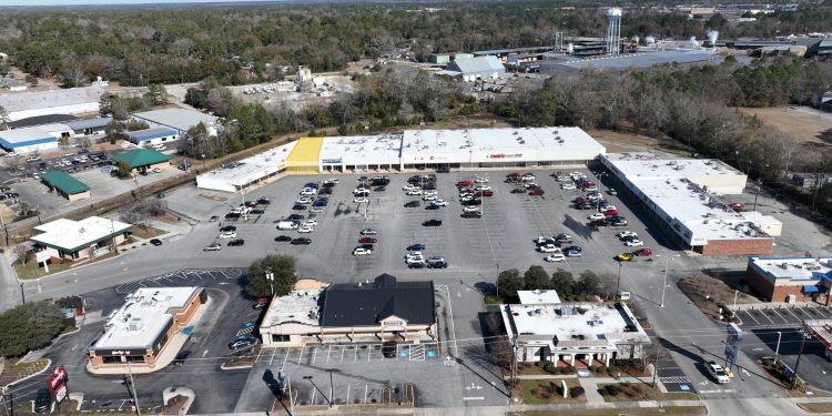 스테이츠보로 유명 쇼핑센터, 900만 달러 규모 리모델링 예정