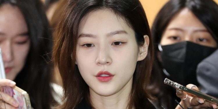너무 비싼 유명세…’사생활 논란’ 연예인 비극 왜 계속되나