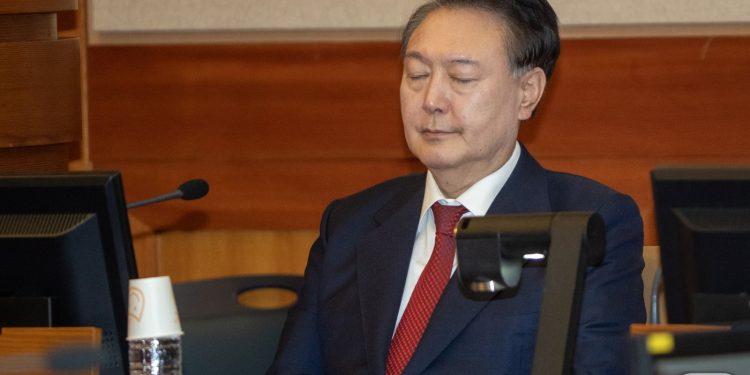 尹 탄핵심판 내달 결론…만장일치 인용이냐, 4대 4 기각이냐