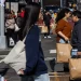 美 소비자심리 ‘2022년 가을 이후 최저’…경제전망 비관론 확산