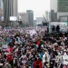 與 의원들, 여의도 이어 광화문까지…”尹 계엄은 비상조치”