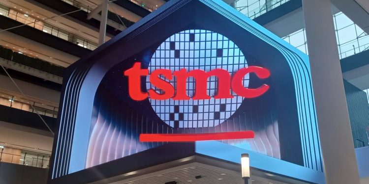 TSMC 칩, 화웨이 흘러들어갔나…”1.5조원 벌금 내야 할 수도”