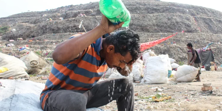 “4월인데 49도”…인도·파키스탄, 2050년엔 생존 불가능할 수도