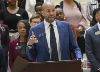 조지아 주지사·연방상원 선거, 판도 흔들 ‘정치 대이동’ 시작됐다