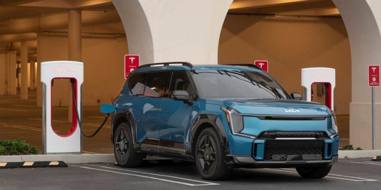 기아, 美 테슬라 슈퍼차저 대열 최종 합류…2만1500개 충전기 이용